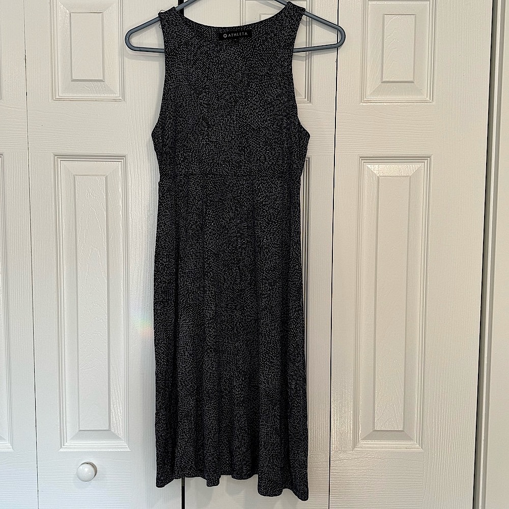 Athleta Dress blue and white stretchy and super comfy